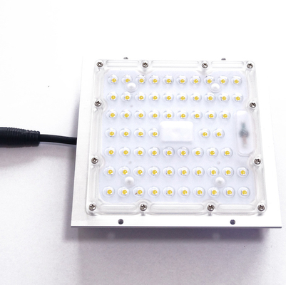 Kwadratowy kształt SMD3030 Zestawy oświetlenia ulicznego LED 50w 150lm / W Uszczelka silikonowa