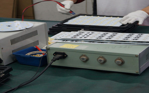 Sunshine Opto-electronics Enterprise Co.,ltd linia produkcyjna producenta