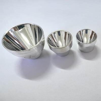 Specjalnie wyprodukowany 3535 5050 Mały 3-5 stopniowy kąt wiązki Aluminiowy odblaskowiec do latarki
