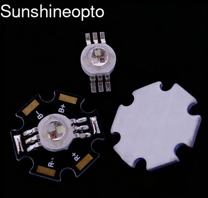 Dioda elektroluminescencyjna LED dużej mocy 3W RGB o kącie rozsyłu światła 120 stopni i kształcie gwiazdy
